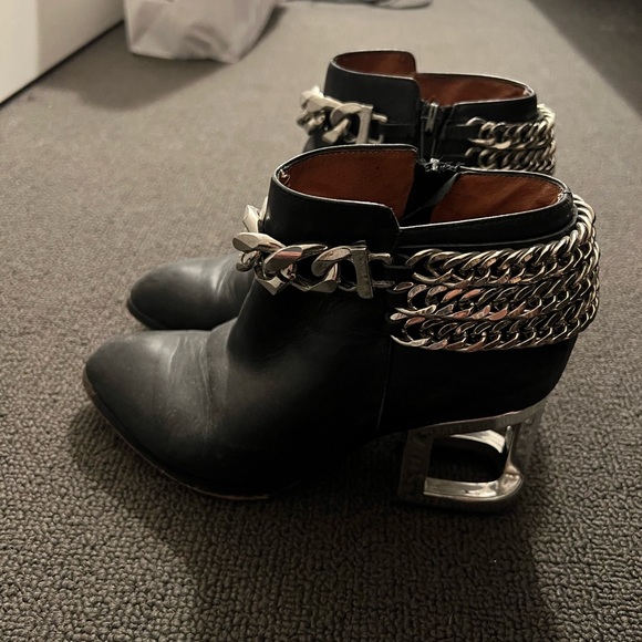 Leather boots - Size 36(fits 36.5-37) - Picture 2 of 4